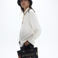 BANDOLERA NEGRA PARCHES LOLA CASADEMUNT