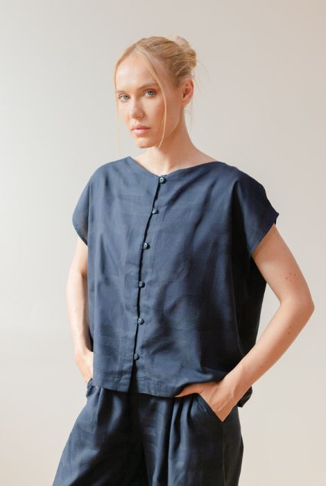 BLUSA AZUL MARINO PAN PRODUCTO BÁSICO