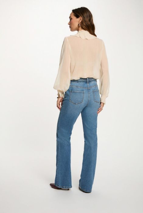 CAMISA FLUÍDA CREMA CON DETALLE VOLANTES MORGAN DE TOI - Imagen 3