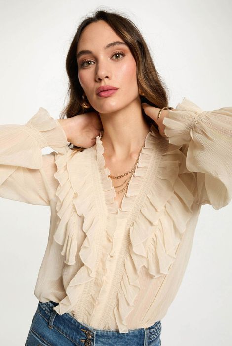 CAMISA FLUÍDA CREMA CON DETALLE VOLANTES MORGAN DE TOI