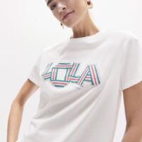 CAMISETA BLANCA BANDAS TEJIDO Y CRISTALES LOLA CASADEMUNT