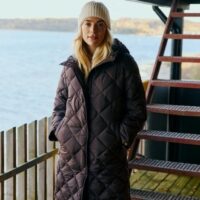 PARKA LARGA ACOLCHADA MARRÓN FREEQUENT