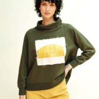 SUDADERA KAKI CUELLO VUELTO PAN PRODUCTO BÁSICO