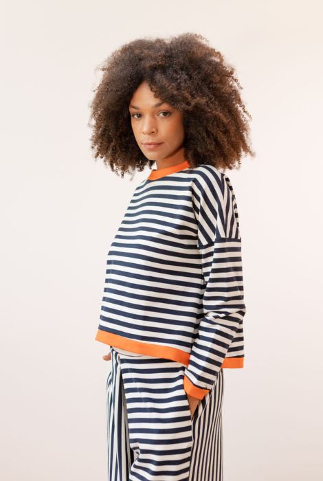 SUDADERA RAYAS PAN PRODUCTO BÁSICO